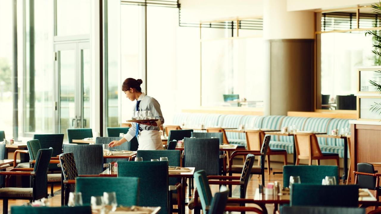 מלון Intercontinental Yokohama Grand By Ihg מראה חיצוני תמונה A restaurant in a hotel